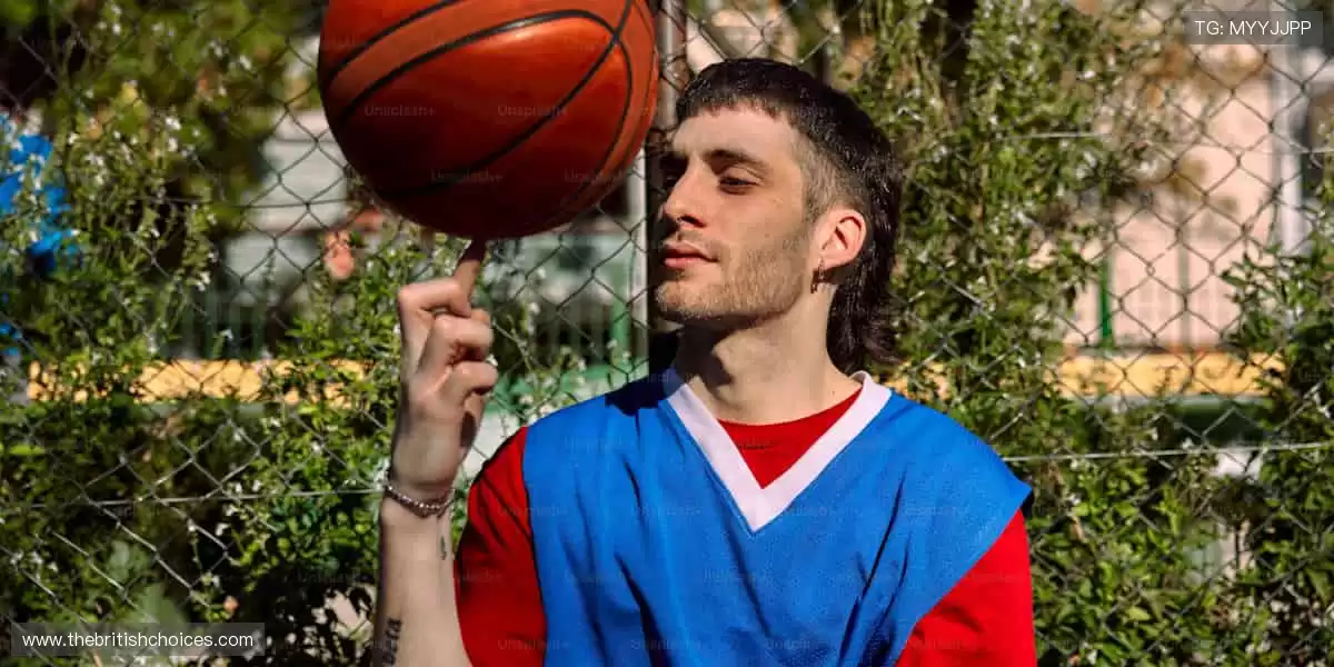 汗水与荣耀的舞台,等你来战!⚽ 报名即享专属福利,点击开启征程!